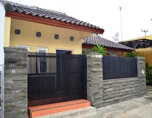 Pagar Rumah Minimalis Modern 2024 3 Model Pagar Tembok dari Batu templek dan Besi - Pagar Rumah Minimalis Modern 2024