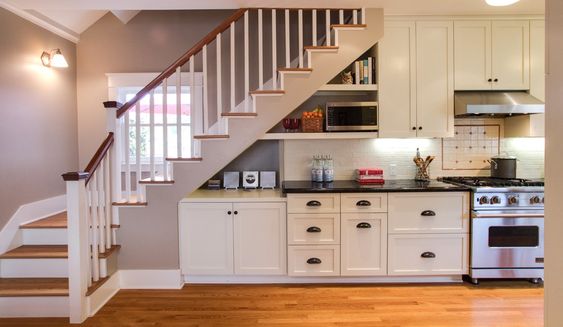 Tips Mendesain Dapur di Bawah Tangga Tips Mendesain Dapur di Bawah Tangga