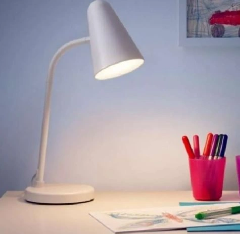 furniture wajib untuk kantor 9 Lampu Meja - furniture wajib untuk kantor