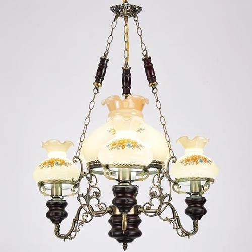 Furniture Klasik vs Modern 4 Lampu Gantung - Furniture Klasik vs Modern