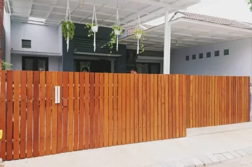 Pagar Rumah Kayu Minimalis 3(Saintmarcusa.com) Model Pagar Kayu Kombinasi Besi Minimalis - Pagar Rumah Kayu Minimalis