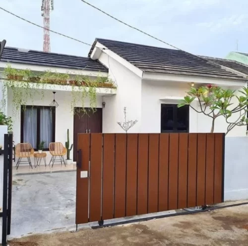 Pagar Rumah Kayu Minimalis 8(Merpatiindah.com) Model Pagar Kayu Geser Minimalis - Pagar Rumah Kayu Minimalis